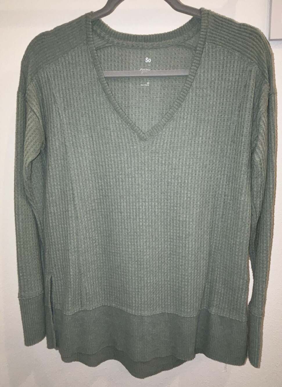 So Cozy Top Green Waffle Knit V-Neck Pullover Sweater